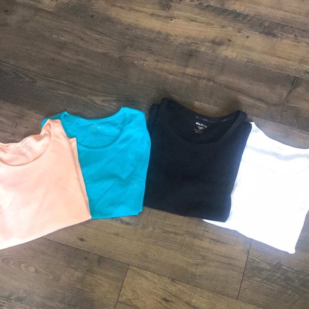 White Stag T shirt XXL Bundle of 4 shirts